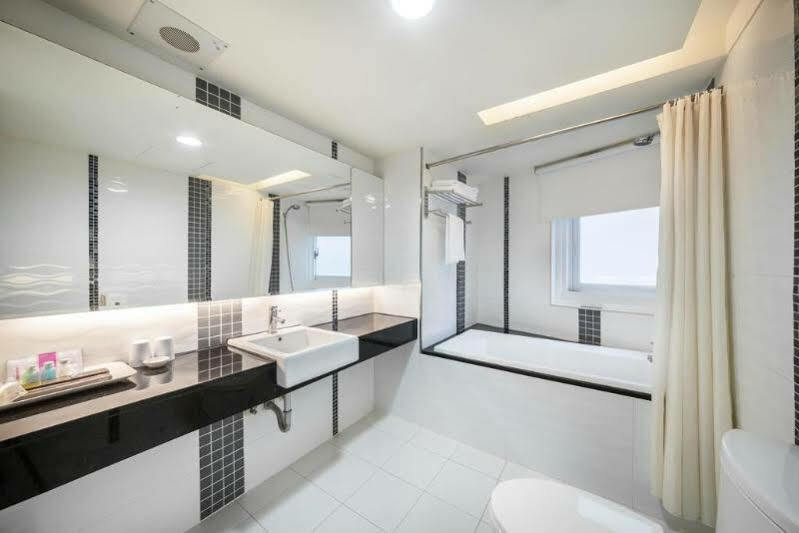 華麗大飯店ferrary Hotel Taipei Eksteriør bilde
